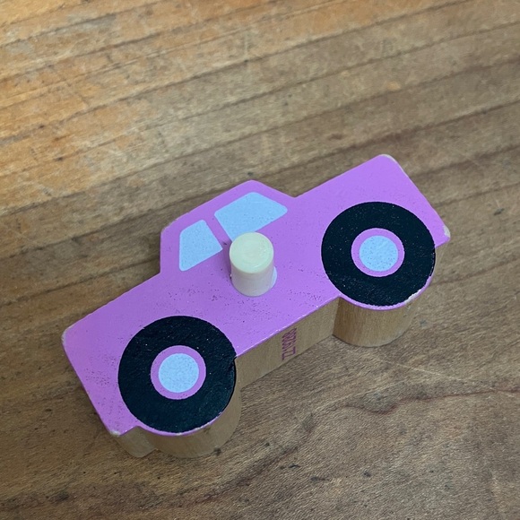 Melissa & Doug Colorful counting car parking and magnetic counting maze Farm - Picture 15 of 15